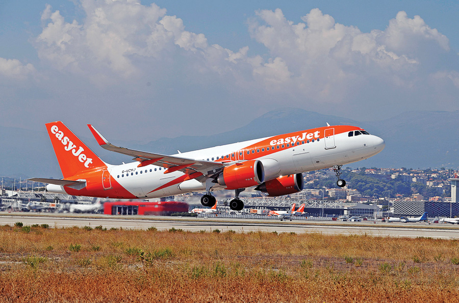 Surge in jet fuel prices could push up air fares, analysts warn