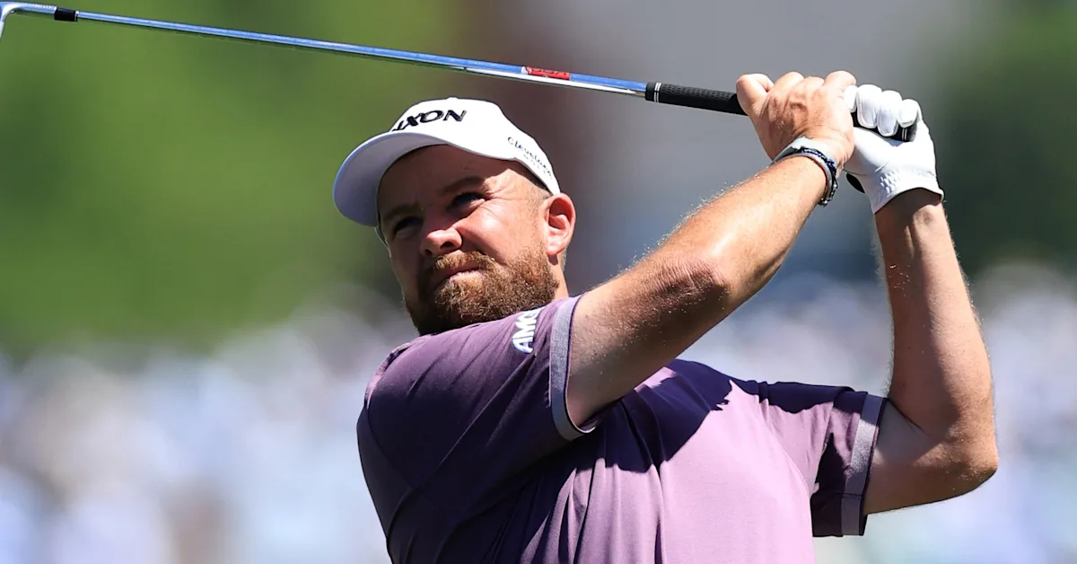 Shane Lowry leaps into contention after first ace of 90th Masters