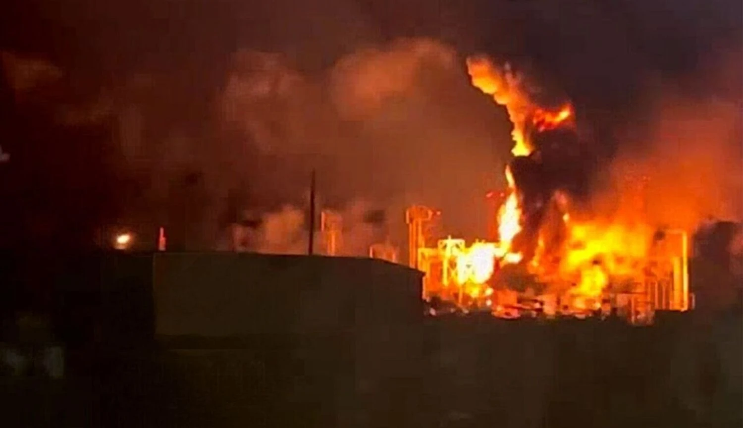 Large-scale fire broke out at an oil refinery in Krasnodar Krai due to drone attack