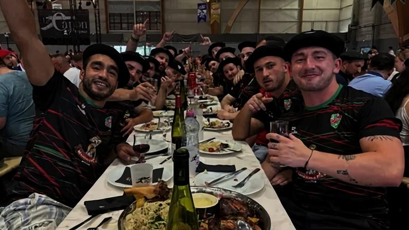 Grandes banquetes provocam reação da esquerda radical na França
