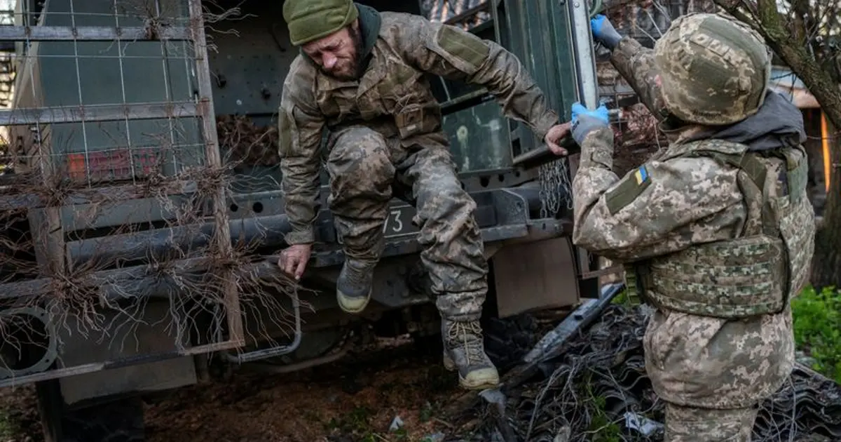 Fighting reaches outskirts of Ukraine's stronghold Kostiantynivka
