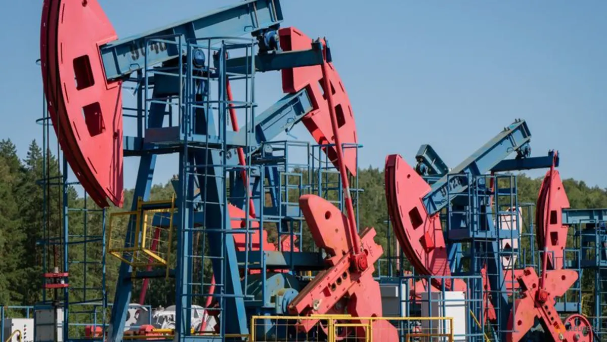 Oil rises to near seven-month high on US–Iran tensions, trade policy