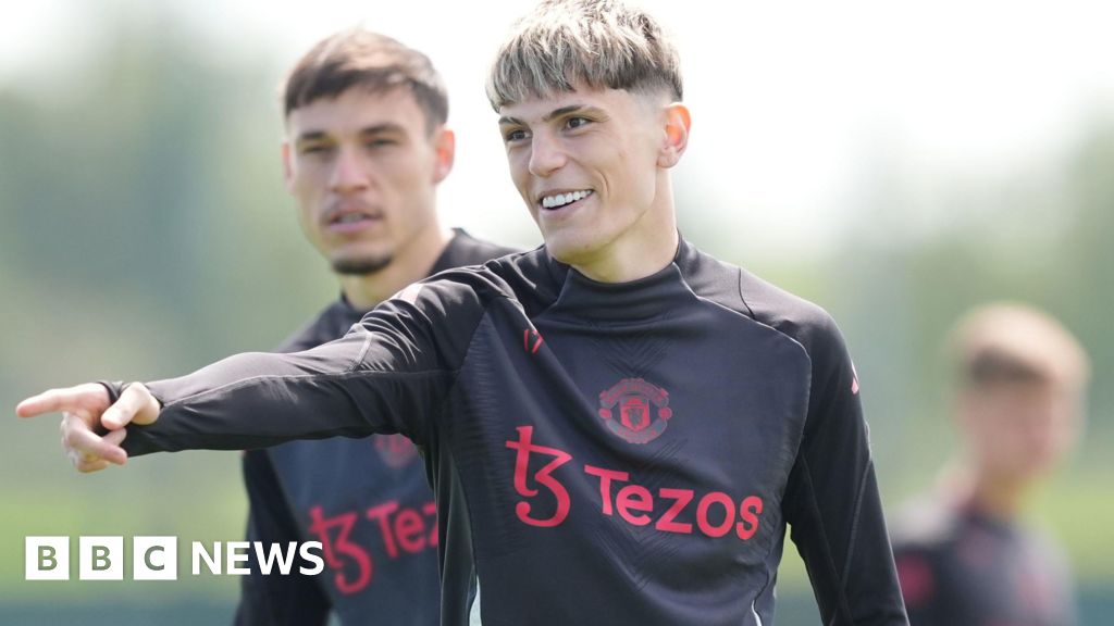 Garnacho fined for speeding