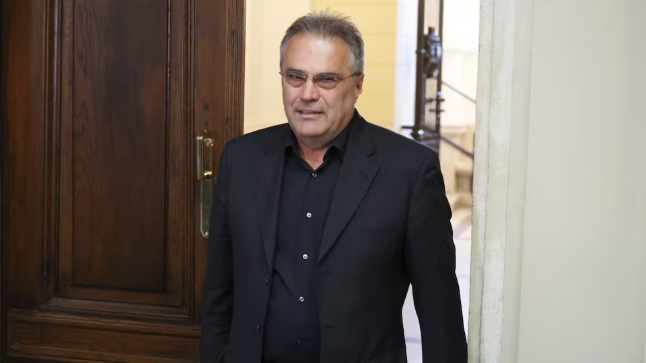 Former Austrian intelligence officer found guilty of spying for Russia