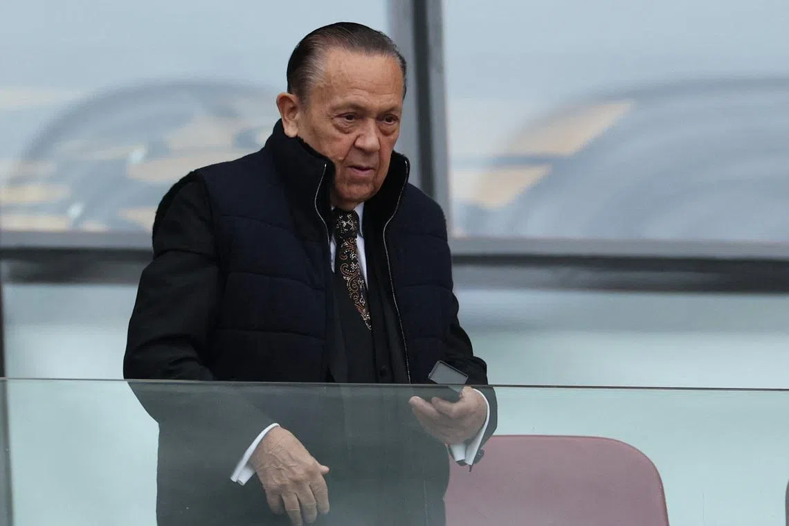 West Ham co-chair Sullivan steps down over 'false' historic allegations