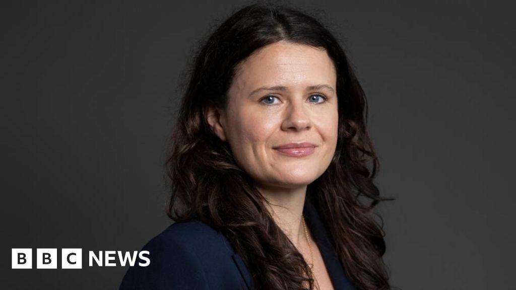 Three men arrested in UK on suspicion of spying for China