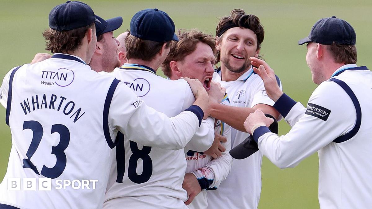 Injury worry for Bairstow as Glamorgan fight back against Yorkshire