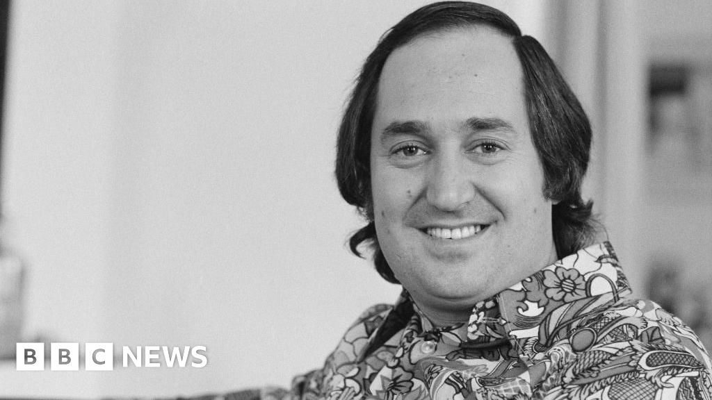 Neil Sedaka, singer of Breaking Up Is Hard To Do, dies at 86