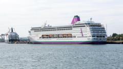 More than 1,000 passengers held on cruise after gastrointestinal illness outbreak