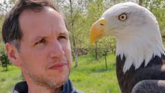 How new bird show hopes to help endangered flyers