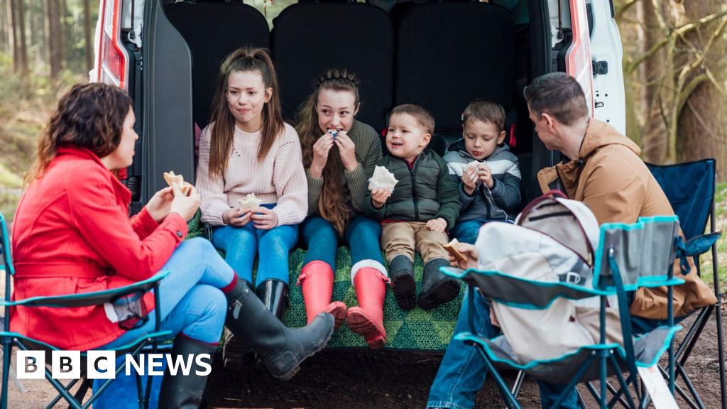 Benefits and pensions rise as two-child cap ends