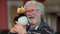 Bill Oddie: Comedian who found nature a welcome refuge from mental illness
