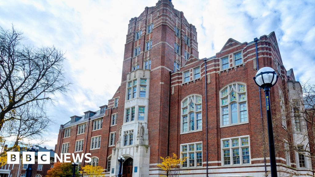 Chinese researcher's death after questioning in US prompts anger in Beijing