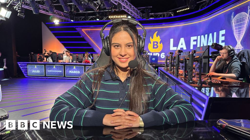 The women bringing chess into the 21st Century - with 'bullet' matches and viral videos