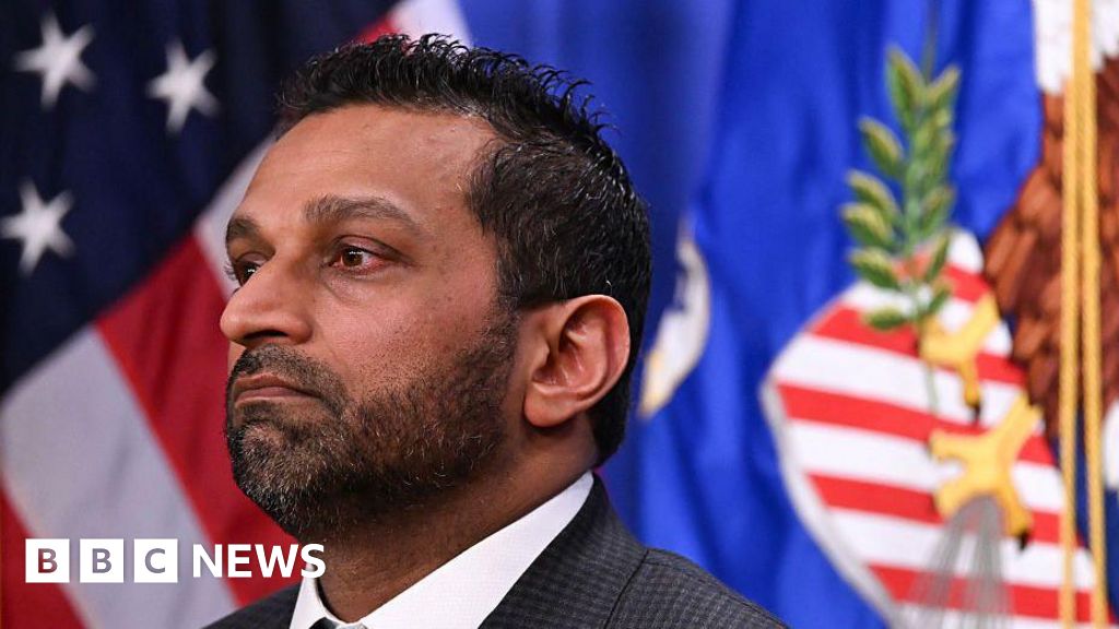 At least 10 FBI agents who worked on Trump investigation fired