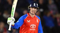 England crush Sri Lanka to seal T20 series win