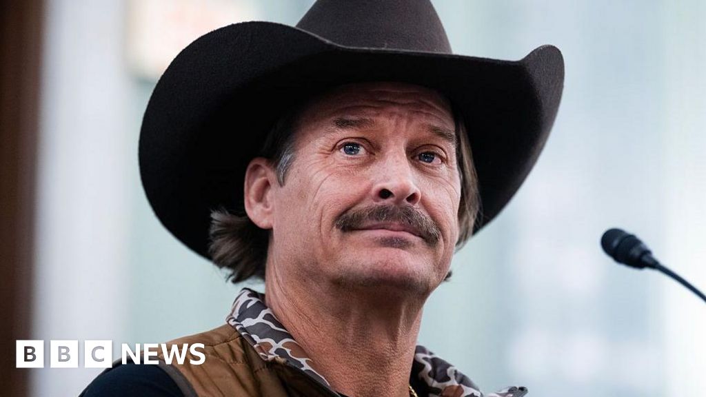 US Army pilots who flew near Kid Rock's home suspended and then reinstated within hours