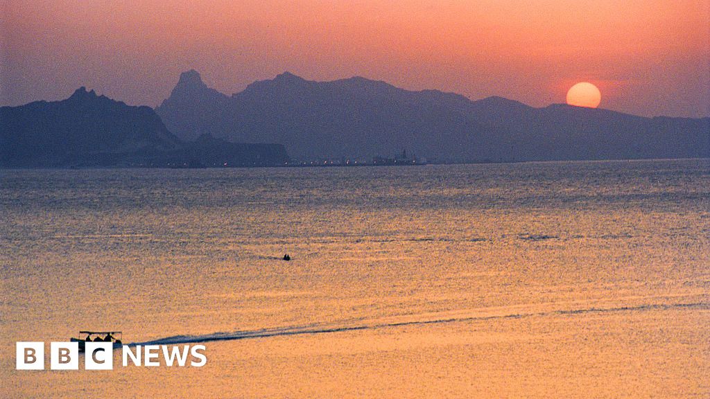 Oil tanker hijacked off coast of Yemen and taken towards Somalia