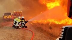 Wildfires in south-west France flare up as region braces for new 40C heatwave