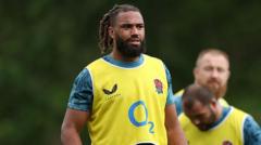England replace wing Murley with forward Cunningham-South