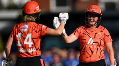 Sutherland holds nerve as Sunrisers edge past Spirit