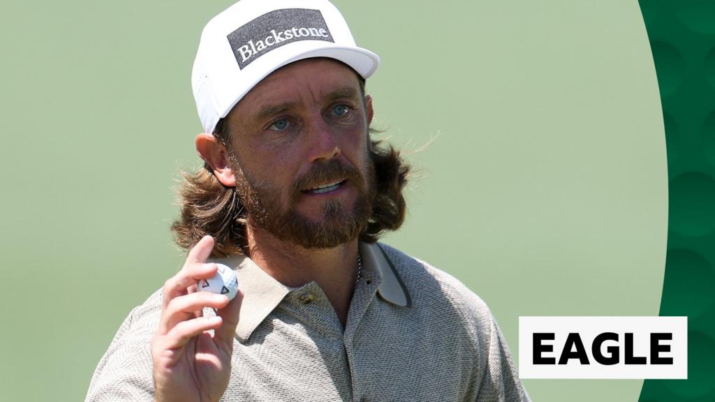 Fleetwood flies up leaderboard with eagle at 15