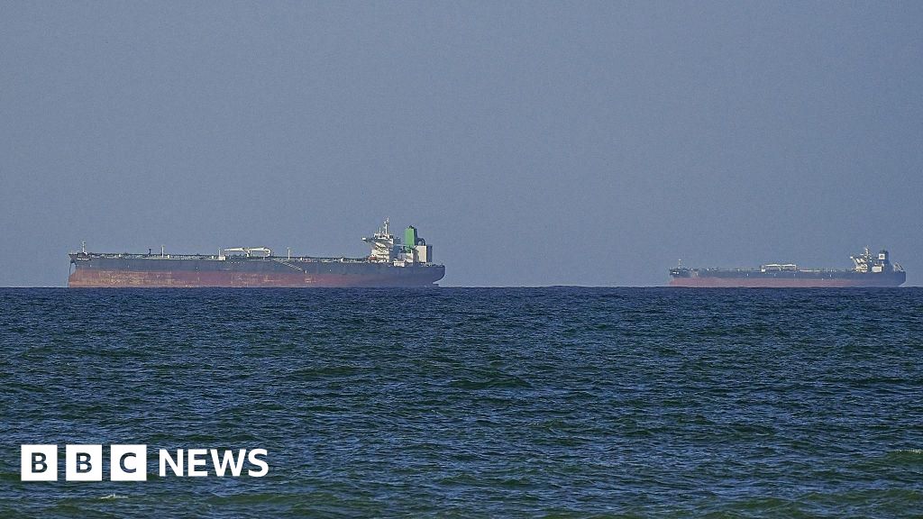 Oil back above $100 as US to blockade Iranian ports after peace talks fail