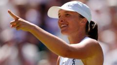 Swiatek earns A+ verdict from Navratilova