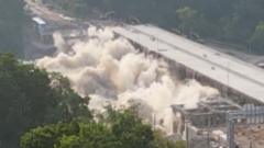 Pittsburgh bridge demolished in dramatic explosion