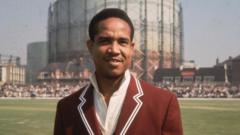 Lloyd pays tribute to 'greatest' Sobers at funeral