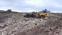 'Perfect storm' could lead to rubbish piling up on Scotland's streets, experts warn