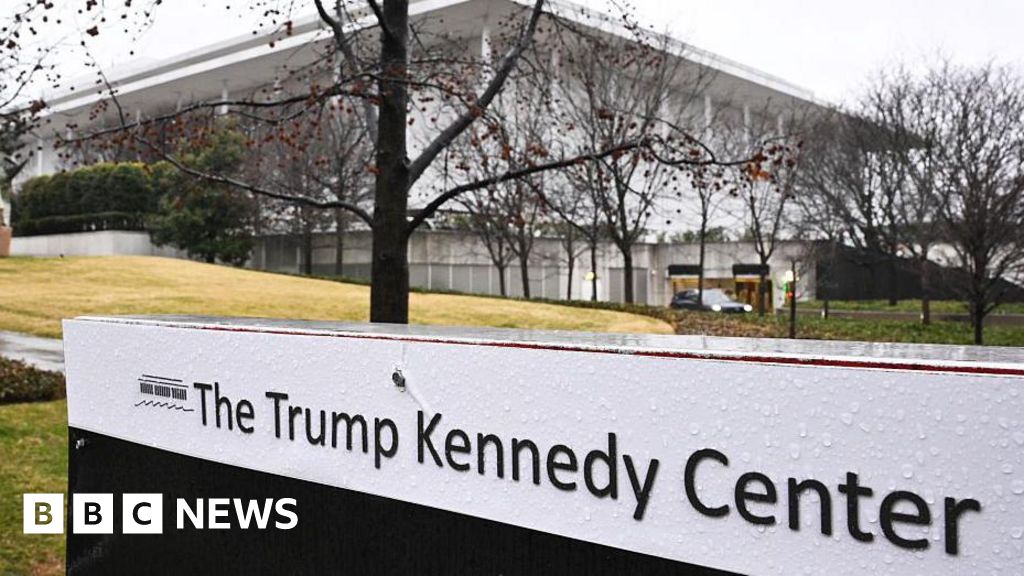 Kennedy Center head steps down after tumultuous year