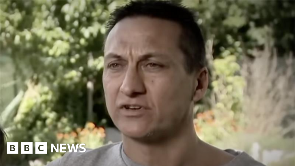 Fugitive Dezi Freeman shot dead by Australian police after seven months in hiding