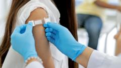 Teenagers from 15 should be given free MenB vaccine, say UK experts