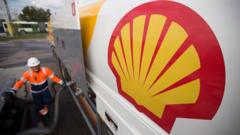 Shell profits double as oil prices rise due to Iran war